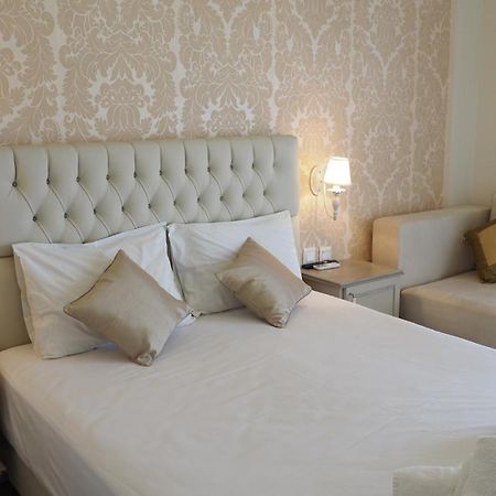 مولا كاليفا Leonidas Apartments And Suites المظهر الخارجي الصورة