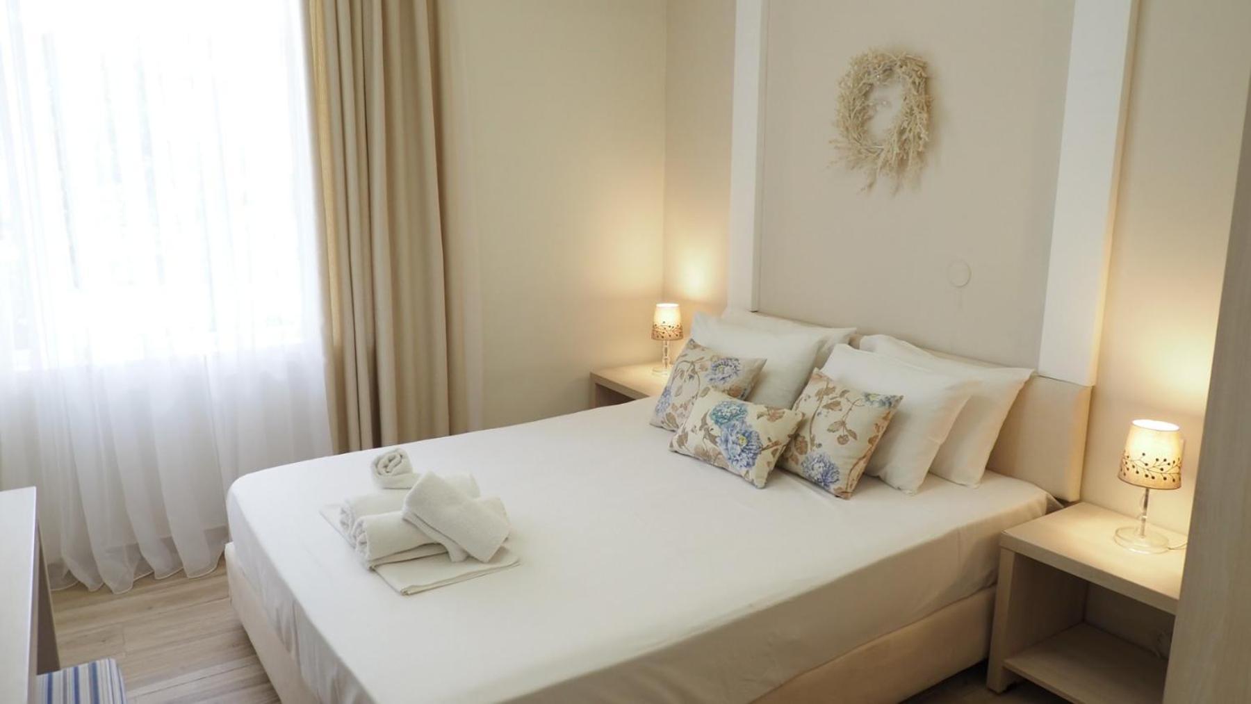 مولا كاليفا Leonidas Apartments And Suites المظهر الخارجي الصورة