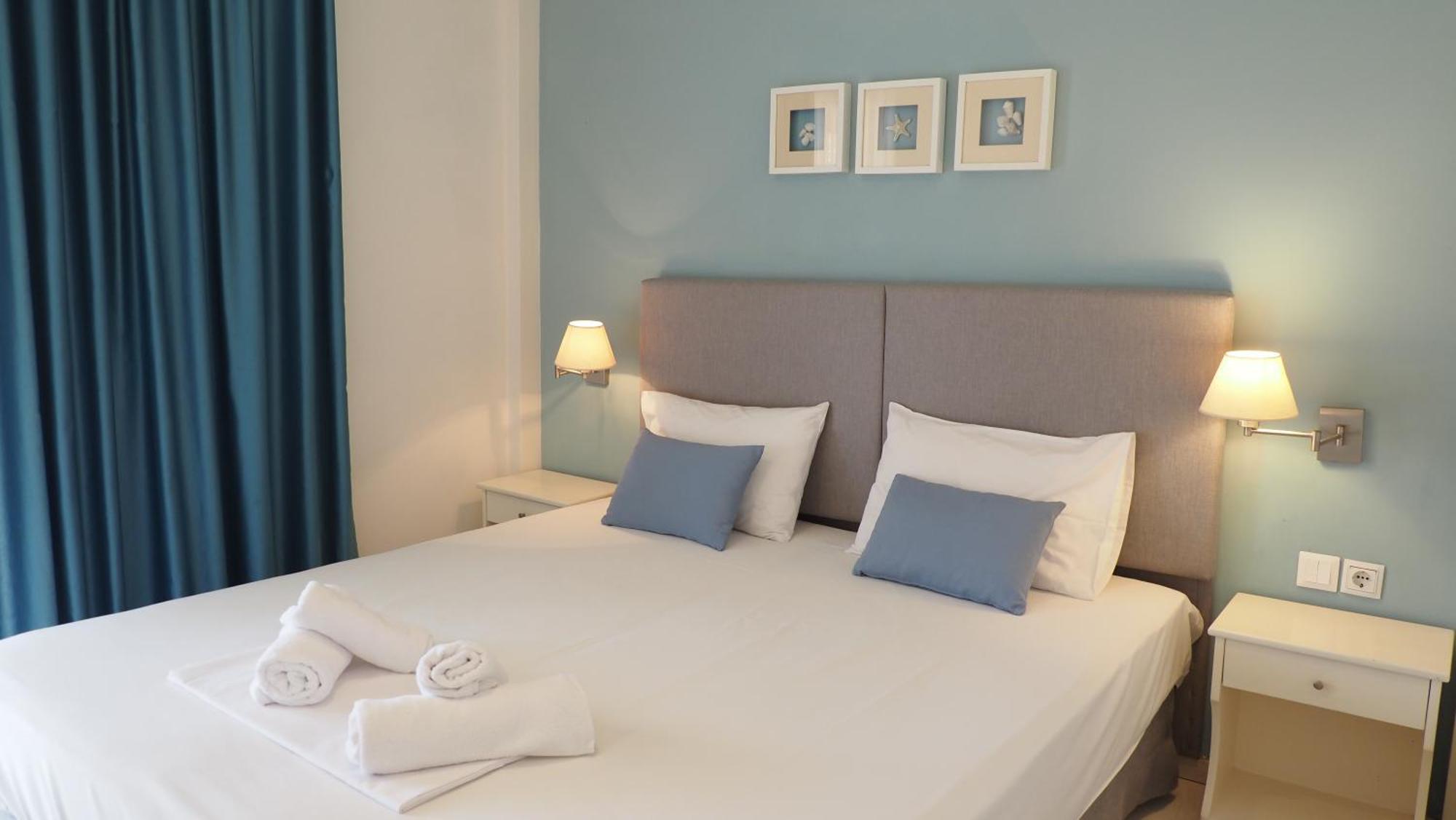 مولا كاليفا Leonidas Apartments And Suites المظهر الخارجي الصورة