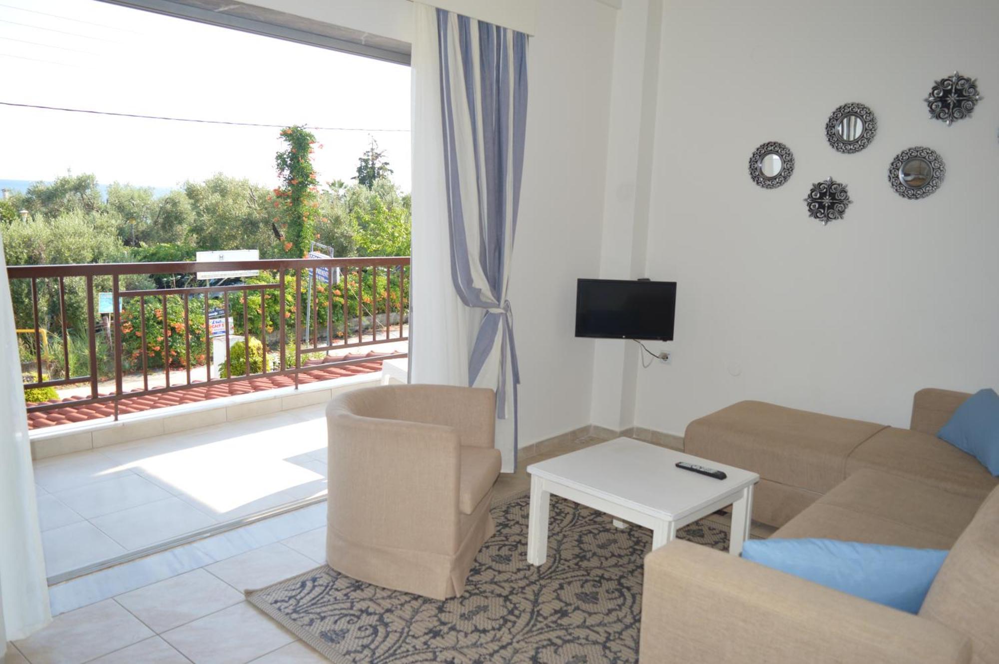 مولا كاليفا Leonidas Apartments And Suites المظهر الخارجي الصورة