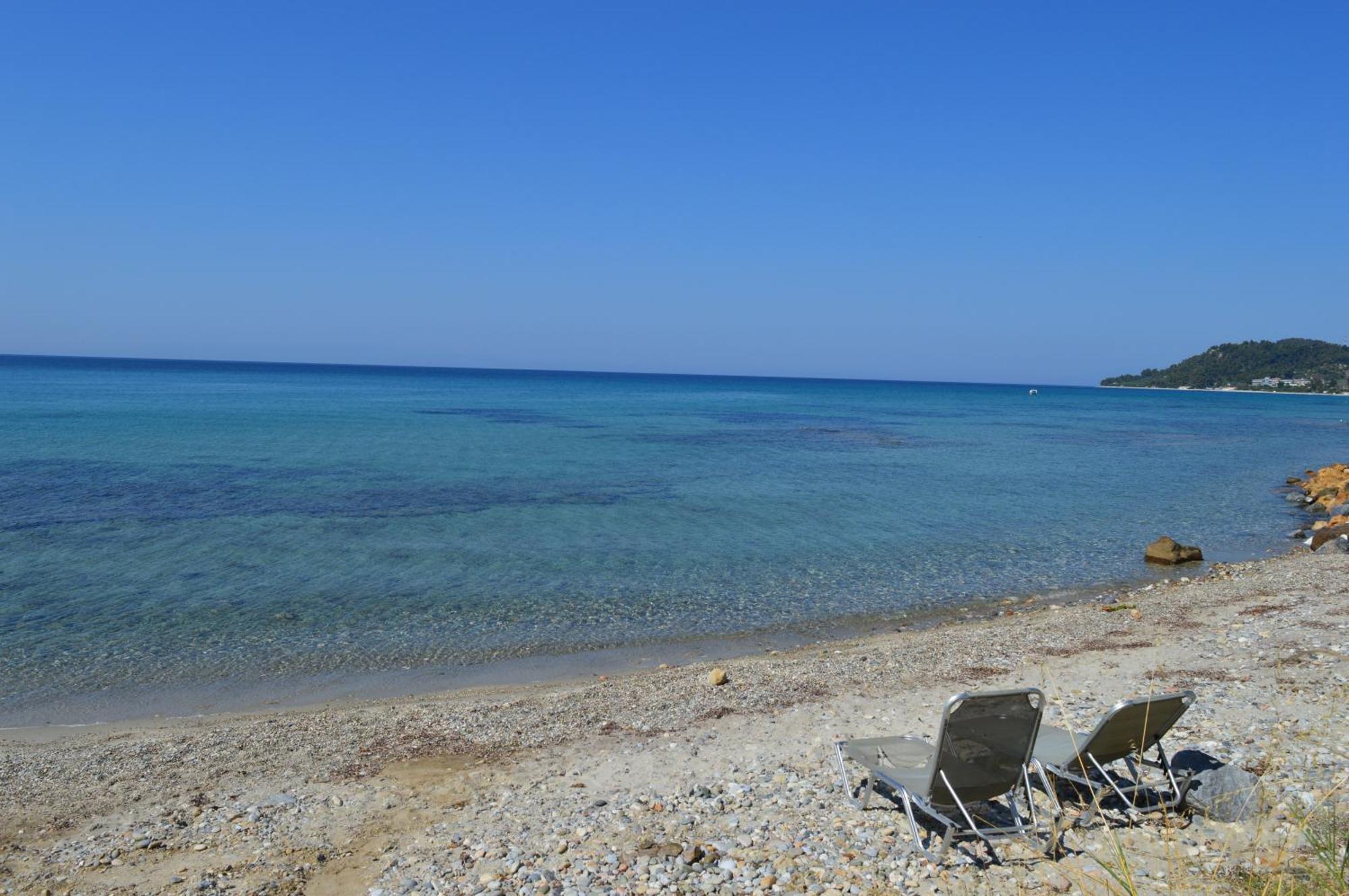 مولا كاليفا Leonidas Apartments And Suites المظهر الخارجي الصورة